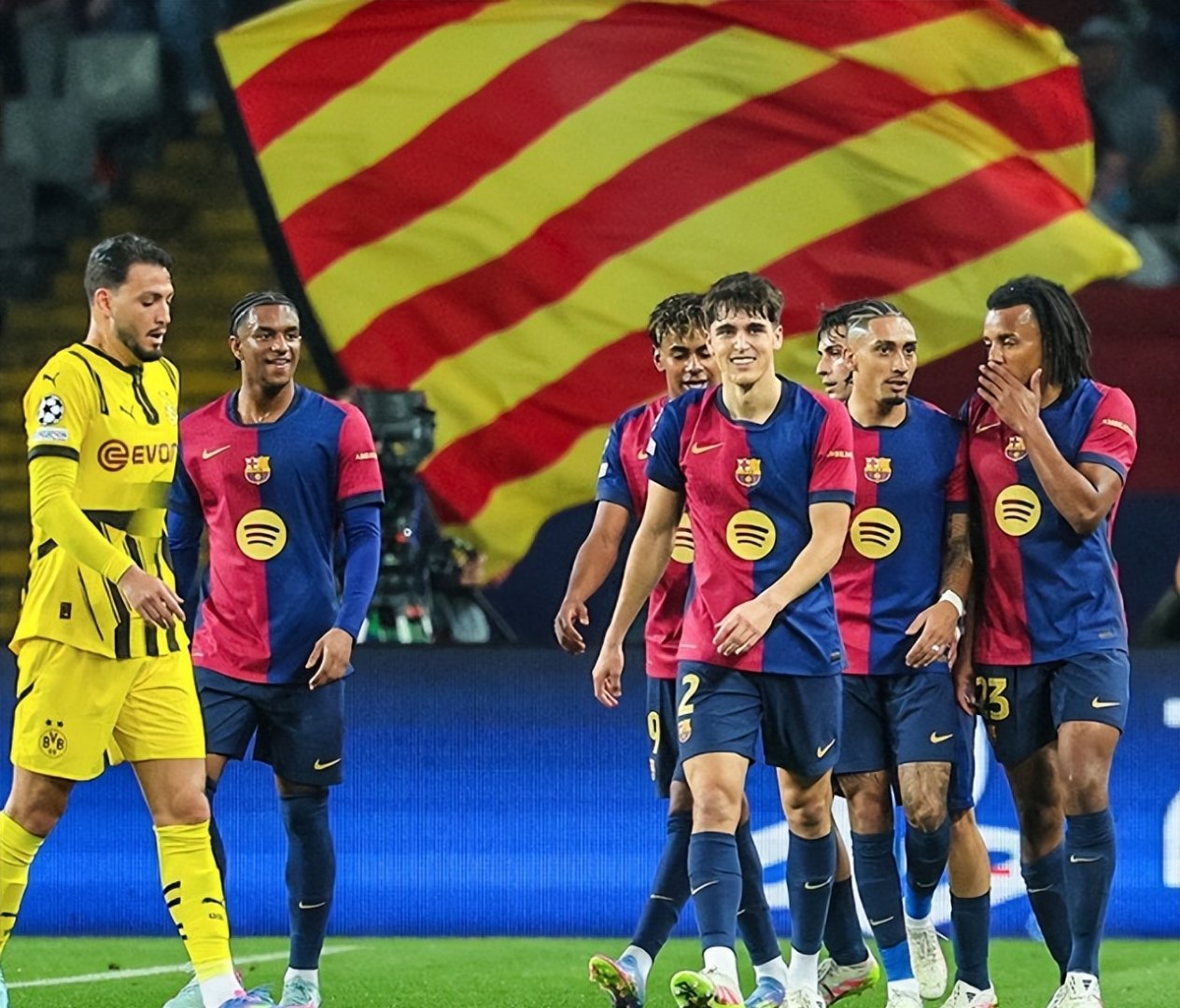 里程碑夜多特蒙德完成体检；德甲窗口期刷纪录；震撼外界；阵容厚度经受考验的简单介绍